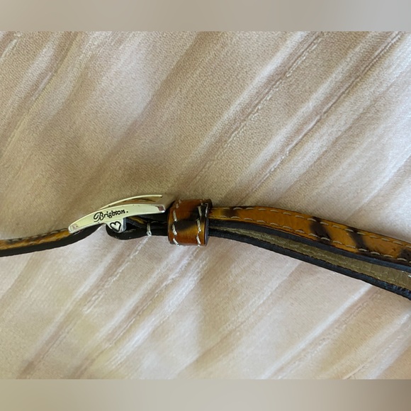 Brighton Leopard Patent Leather Envelope Cell Phone Organize Crossbody Clutch - Picture 5 of 15